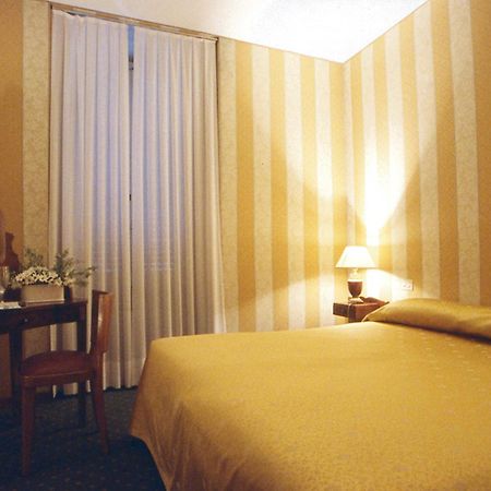 Orange Garden B&B Рим Экстерьер фото